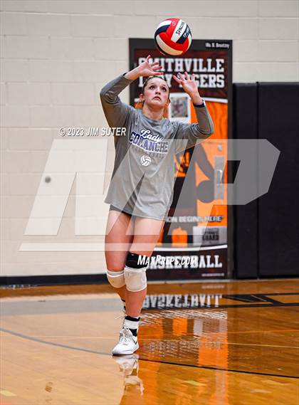 Thumbnail 3 in Shiner vs Thrall (UIL 2A Region IV Area Playoff) photogallery.