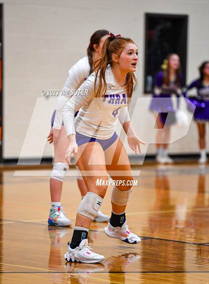 Thumbnail 3 in Shiner vs Thrall (UIL 2A Region IV Area Playoff) photogallery.