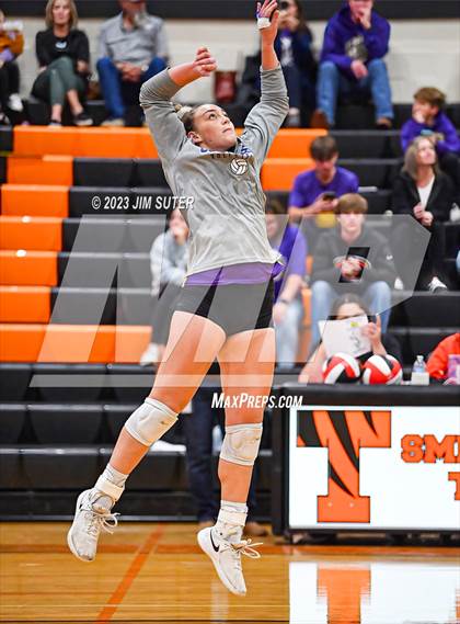 Thumbnail 2 in Shiner vs Thrall (UIL 2A Region IV Area Playoff) photogallery.