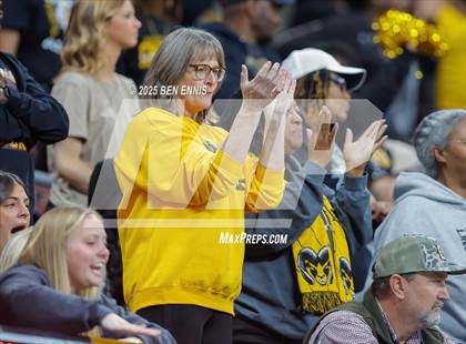 Thumbnail 1 in Toombs County vs. Worth County (GHSA A Division 1 Championship) photogallery.