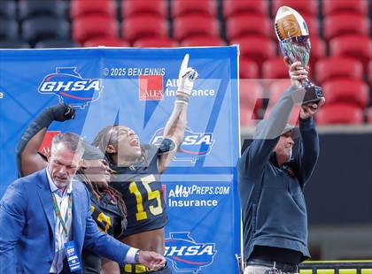 Thumbnail 3 in Toombs County vs. Worth County (GHSA A Division 1 Championship) photogallery.