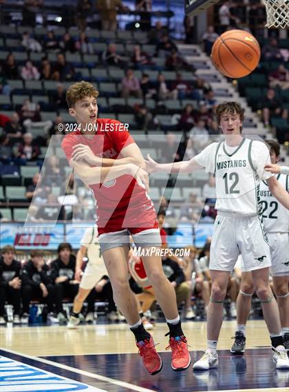 Thumbnail 2 in Salamanca vs. Marcellus (NYSPHSAA Class B Semifinal) photogallery.