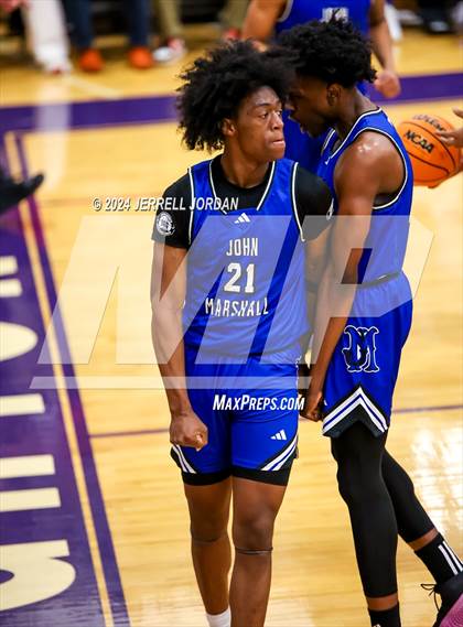 Thumbnail 3 in John Marshall vs Highland (John Wall Holiday Invitational) photogallery.