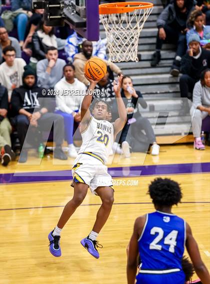 Thumbnail 3 in John Marshall vs Highland (John Wall Holiday Invitational) photogallery.