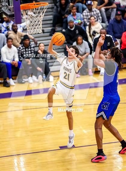 Thumbnail 3 in John Marshall vs Highland (John Wall Holiday Invitational) photogallery.