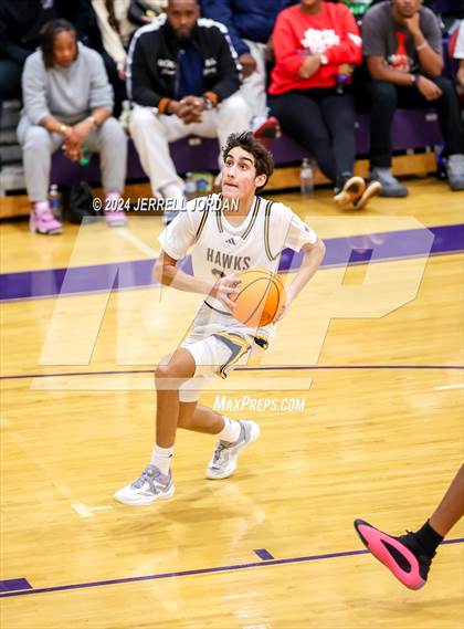 Thumbnail 2 in John Marshall vs Highland (John Wall Holiday Invitational) photogallery.