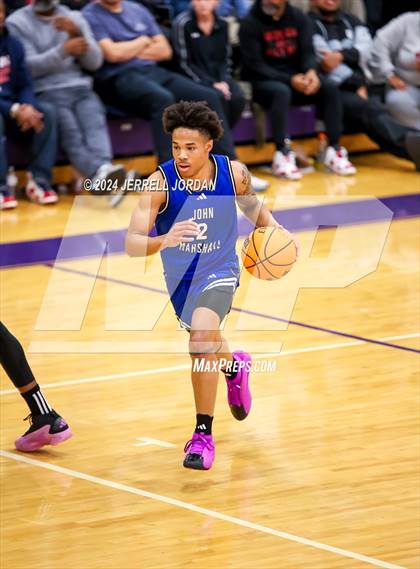 Thumbnail 1 in John Marshall vs Highland (John Wall Holiday Invitational) photogallery.