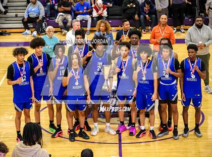 Thumbnail 2 in John Marshall vs Highland (John Wall Holiday Invitational) photogallery.