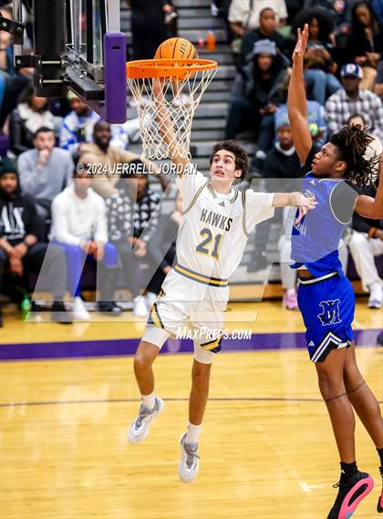 Thumbnail 1 in John Marshall vs Highland (John Wall Holiday Invitational) photogallery.