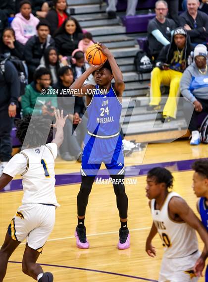 Thumbnail 3 in John Marshall vs Highland (John Wall Holiday Invitational) photogallery.