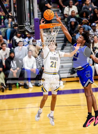 Thumbnail 3 in John Marshall vs Highland (John Wall Holiday Invitational) photogallery.