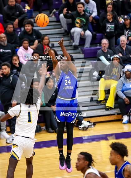 Thumbnail 3 in John Marshall vs Highland (John Wall Holiday Invitational) photogallery.