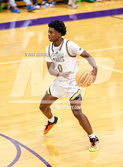 Thumbnail 3 in John Marshall vs Highland (John Wall Holiday Invitational) photogallery.