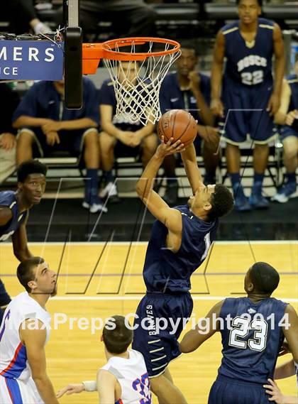 Thumbnail 2 in Folsom vs St. John Bosco (CIF State D2 Final) photogallery.
