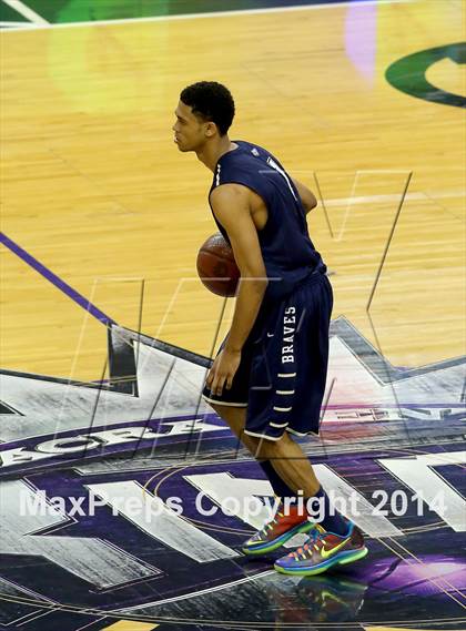 Thumbnail 3 in Folsom vs St. John Bosco (CIF State D2 Final) photogallery.