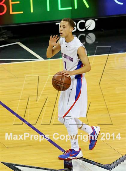 Thumbnail 1 in Folsom vs St. John Bosco (CIF State D2 Final) photogallery.