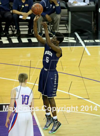 Thumbnail 2 in Folsom vs St. John Bosco (CIF State D2 Final) photogallery.