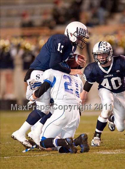 Thumbnail 2 in La Habra vs. Sonora (CIF SS Semifinal) photogallery.