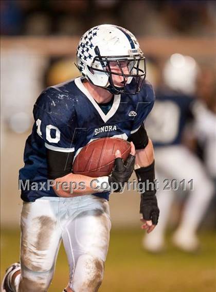 Thumbnail 3 in La Habra vs. Sonora (CIF SS Semifinal) photogallery.