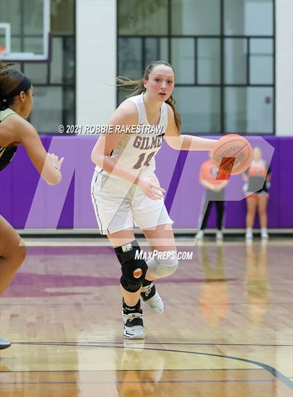 Thumbnail 3 in Gilmer vs. Pinkston (UIL 4A Regional Finals) photogallery.