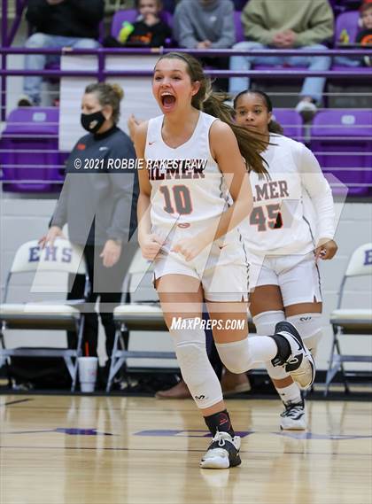 Thumbnail 3 in Gilmer vs. Pinkston (UIL 4A Regional Finals) photogallery.