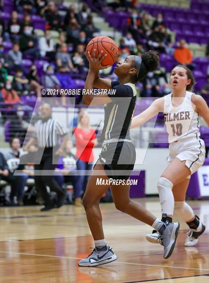 Thumbnail 1 in Gilmer vs. Pinkston (UIL 4A Regional Finals) photogallery.