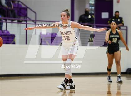 Thumbnail 1 in Gilmer vs. Pinkston (UIL 4A Regional Finals) photogallery.