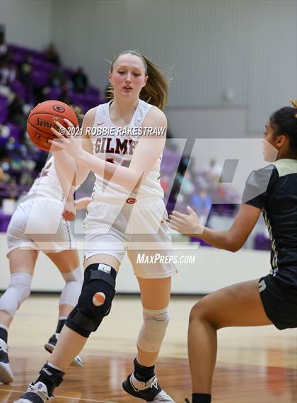 Thumbnail 1 in Gilmer vs. Pinkston (UIL 4A Regional Finals) photogallery.