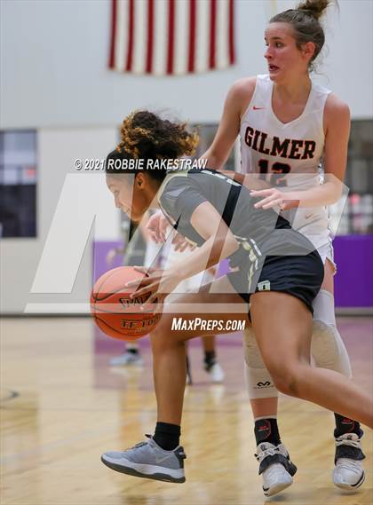 Thumbnail 3 in Gilmer vs. Pinkston (UIL 4A Regional Finals) photogallery.