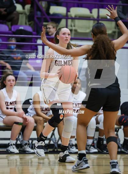 Thumbnail 2 in Gilmer vs. Pinkston (UIL 4A Regional Finals) photogallery.