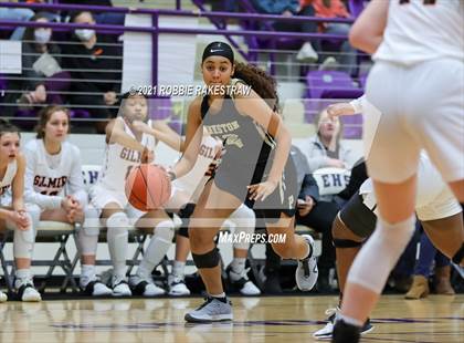 Thumbnail 3 in Gilmer vs. Pinkston (UIL 4A Regional Finals) photogallery.