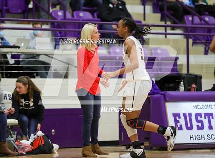 Thumbnail 1 in Gilmer vs. Pinkston (UIL 4A Regional Finals) photogallery.