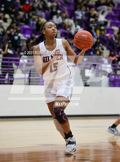 Thumbnail 2 in Gilmer vs. Pinkston (UIL 4A Regional Finals) photogallery.