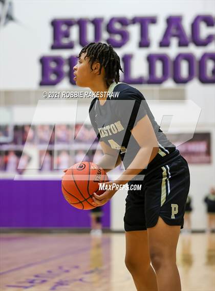 Thumbnail 1 in Gilmer vs. Pinkston (UIL 4A Regional Finals) photogallery.