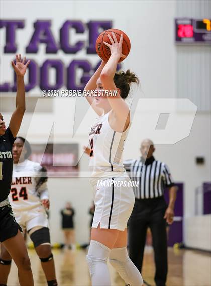 Thumbnail 1 in Gilmer vs. Pinkston (UIL 4A Regional Finals) photogallery.