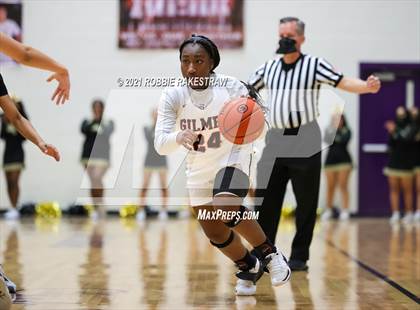 Thumbnail 1 in Gilmer vs. Pinkston (UIL 4A Regional Finals) photogallery.