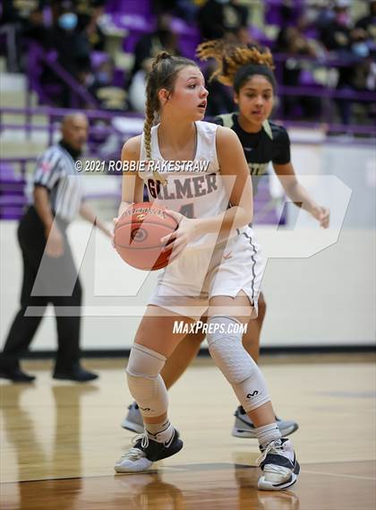 Thumbnail 1 in Gilmer vs. Pinkston (UIL 4A Regional Finals) photogallery.