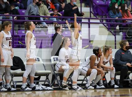 Thumbnail 1 in Gilmer vs. Pinkston (UIL 4A Regional Finals) photogallery.