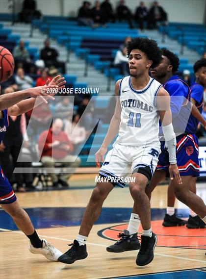 Thumbnail 3 in Potomac vs Gar-Field (VHSL 6B Regional Quarterfinal) photogallery.