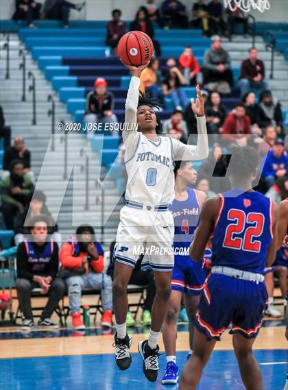 Thumbnail 2 in Potomac vs Gar-Field (VHSL 6B Regional Quarterfinal) photogallery.