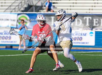 Thumbnail 1 in Jamesville-DeWitt vs. Bayport-Blue Point (NYSPHSAA Class C Final) photogallery.
