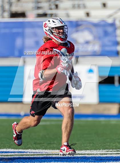 Thumbnail 3 in Jamesville-DeWitt vs. Bayport-Blue Point (NYSPHSAA Class C Final) photogallery.