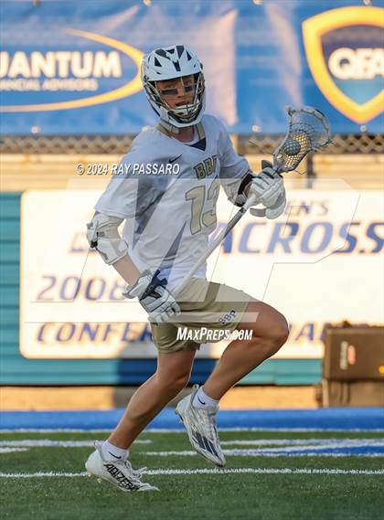 Thumbnail 3 in Jamesville-DeWitt vs. Bayport-Blue Point (NYSPHSAA Class C Final) photogallery.