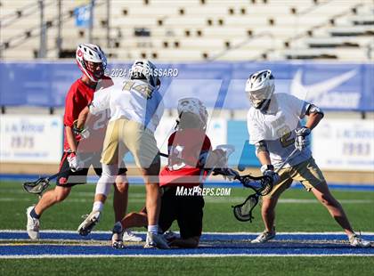 Thumbnail 1 in Jamesville-DeWitt vs. Bayport-Blue Point (NYSPHSAA Class C Final) photogallery.