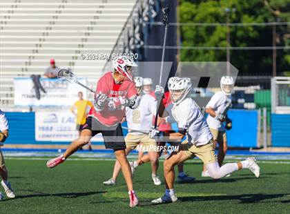 Thumbnail 2 in Jamesville-DeWitt vs. Bayport-Blue Point (NYSPHSAA Class C Final) photogallery.