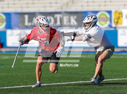 Thumbnail 2 in Jamesville-DeWitt vs. Bayport-Blue Point (NYSPHSAA Class C Final) photogallery.