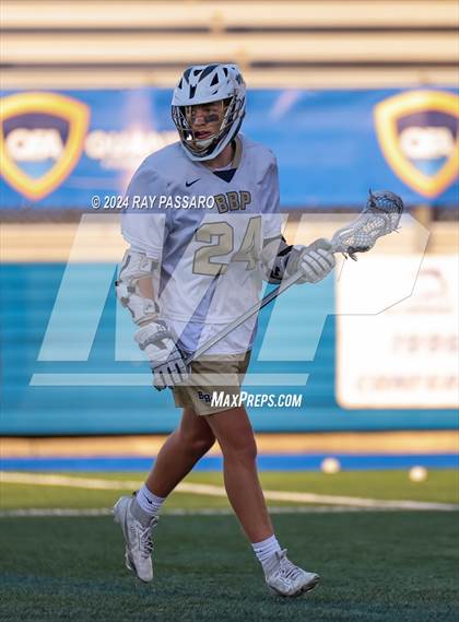 Thumbnail 1 in Jamesville-DeWitt vs. Bayport-Blue Point (NYSPHSAA Class C Final) photogallery.