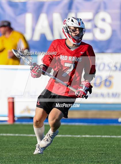 Thumbnail 1 in Jamesville-DeWitt vs. Bayport-Blue Point (NYSPHSAA Class C Final) photogallery.