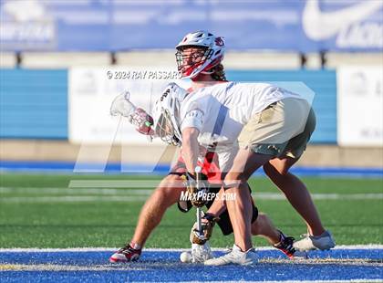 Thumbnail 3 in Jamesville-DeWitt vs. Bayport-Blue Point (NYSPHSAA Class C Final) photogallery.