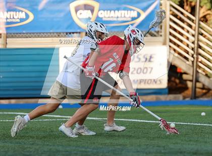 Thumbnail 2 in Jamesville-DeWitt vs. Bayport-Blue Point (NYSPHSAA Class C Final) photogallery.